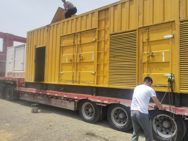 瓜州汽油发电机对供油装置的要求