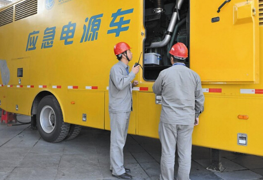 瓜州如何清理被灰尘覆盖的机油散热器？